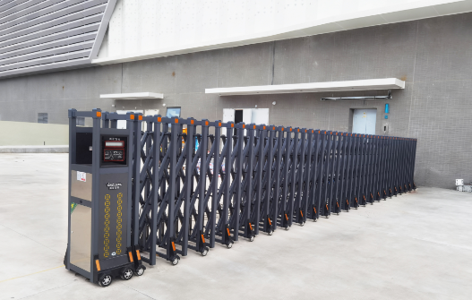 英龍智能電動伸縮門祥云22189-A 進(jìn)駐廣州荔灣區(qū)山姆會員店